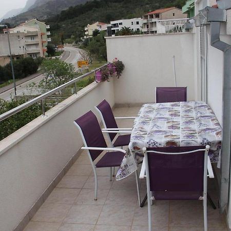 Apartmani Nima Tučepi Eksteriør billede
